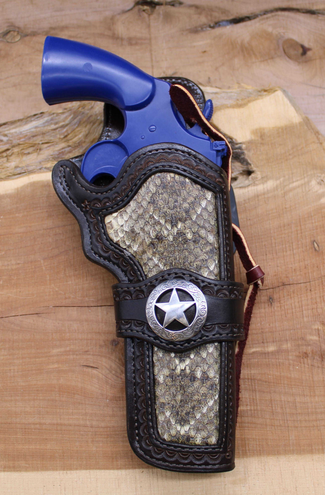 *In Stock* RH Paddle Rancher Cowboy Holster Chocolate w/ Rattlesnake Inlay for Colt Python 6"